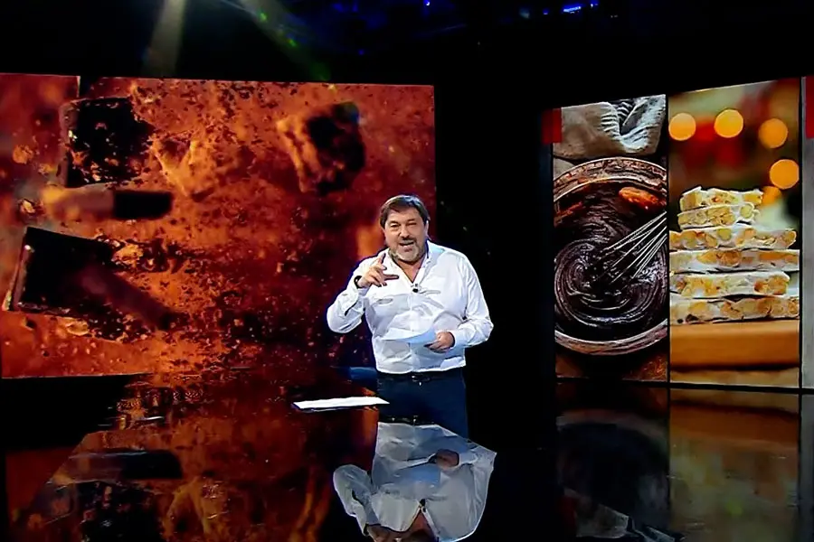 Report, an italian TV Show, where they talked about Deanocciola